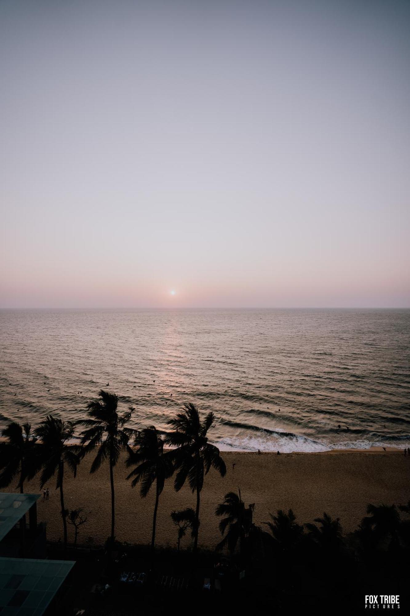 Earl'S Regent Negombo Exterior foto